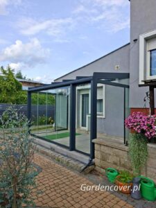 Ukryty system odwodnienia w słupach zabudowa tarasu Kalisz