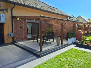 Taras z szybami przesuwnymi Kalisz zabudowa w kształcie litery L wersja przed